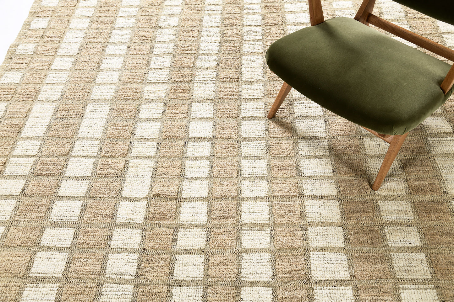 Modern Rug Image 6337 Lumiyy, Kust Collection