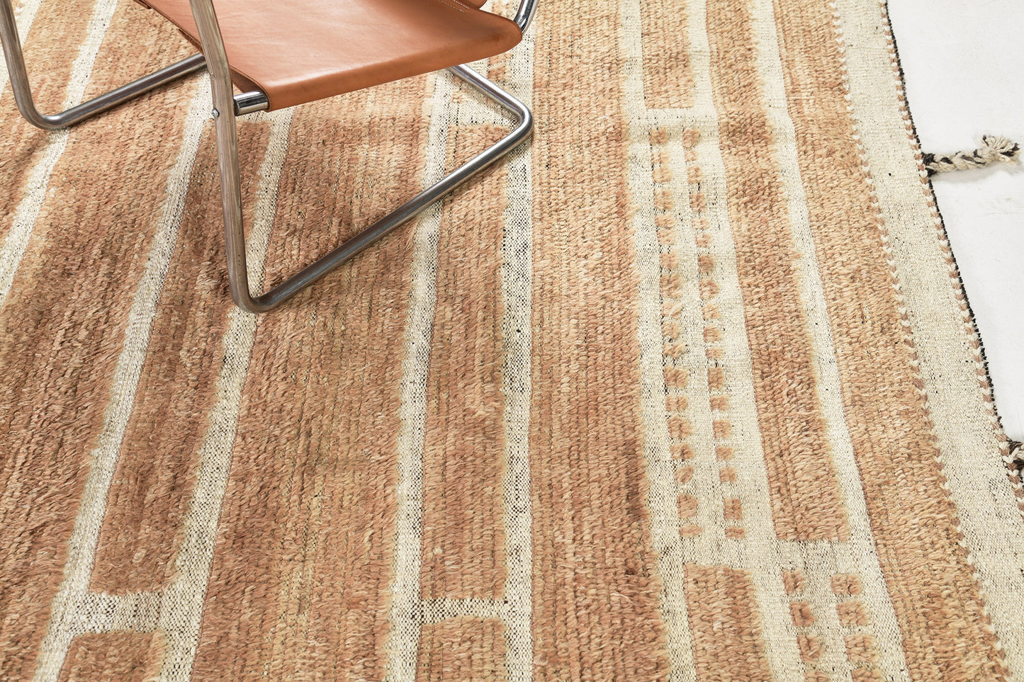 Modern Rug Image 5885 Katabatic, Haute Bohemian Collection
