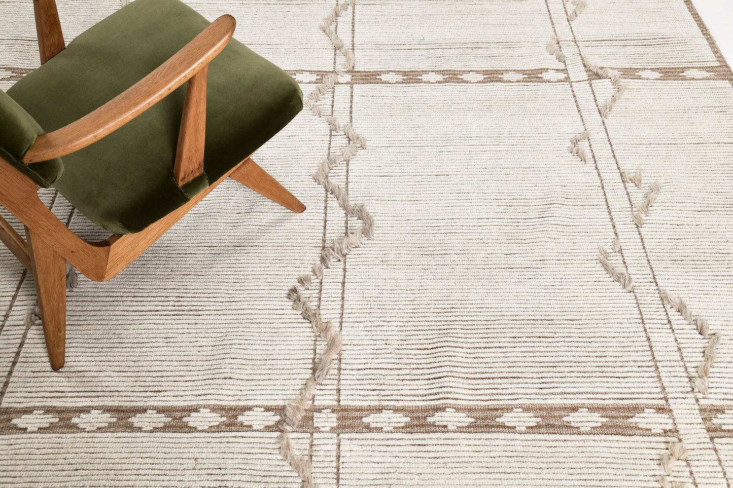Modern Rug Image 12306 Verdot, Estancia Collection