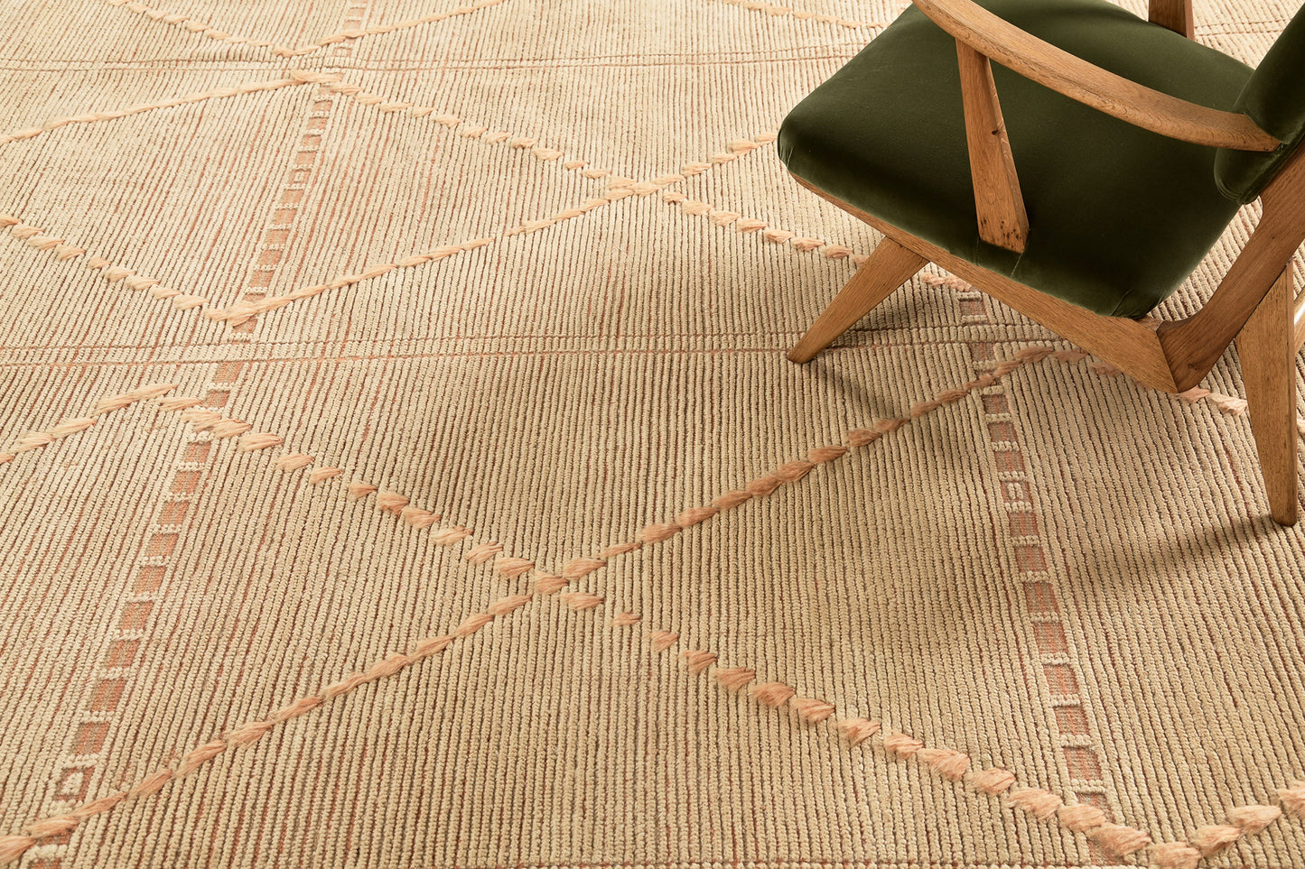 Modern Rug Image 9781 Sangiovese, Estancia Collection