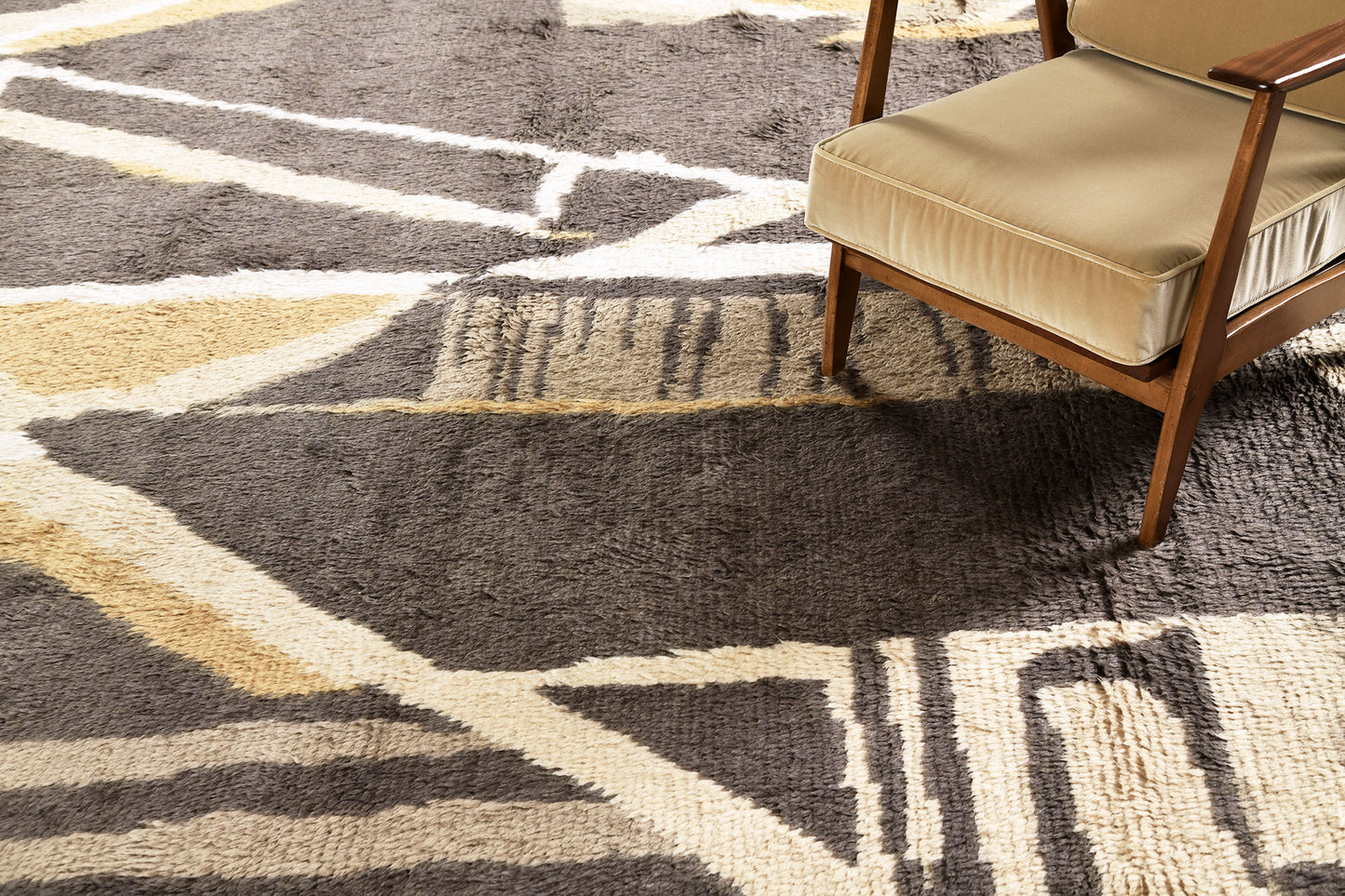 Modern Rug Image 5475 Inka, Oasis Collection