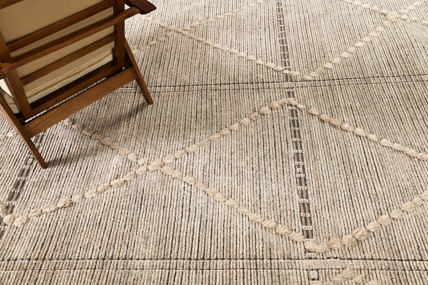 Modern Rug Image 9787 Sangiovese, Estancia Collection