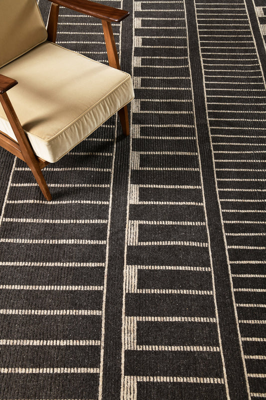 Modern Rug Image 8839 Nebbiollo, Estancia Collection