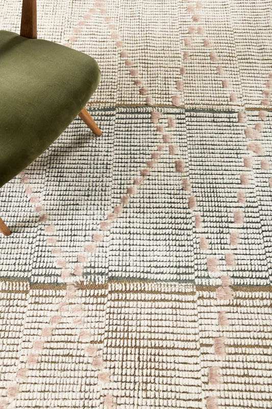 Modern Rug Image 6585 Malvasia, Estancia Collection
