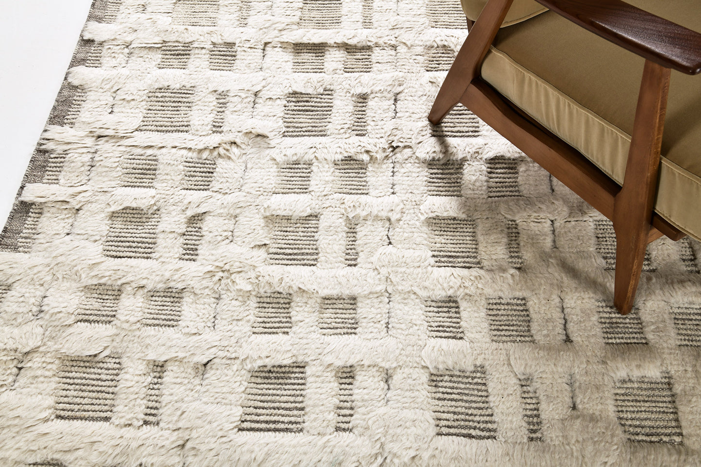 Modern Rug Image 2029 Bittern, Sandpiper Collection