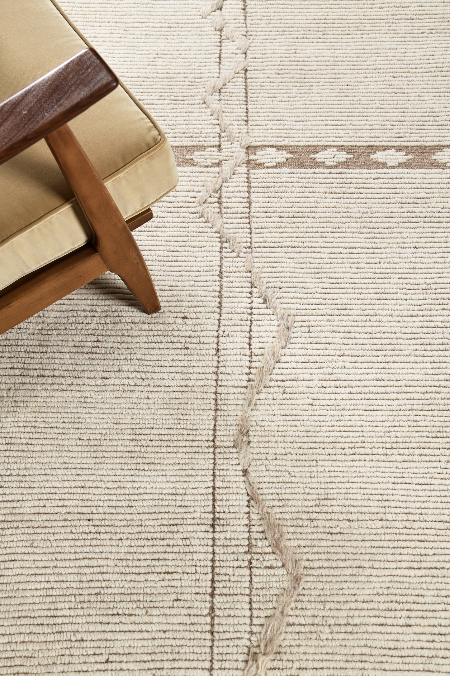 Modern Rug Image 12318 Verdot, Estancia Collection