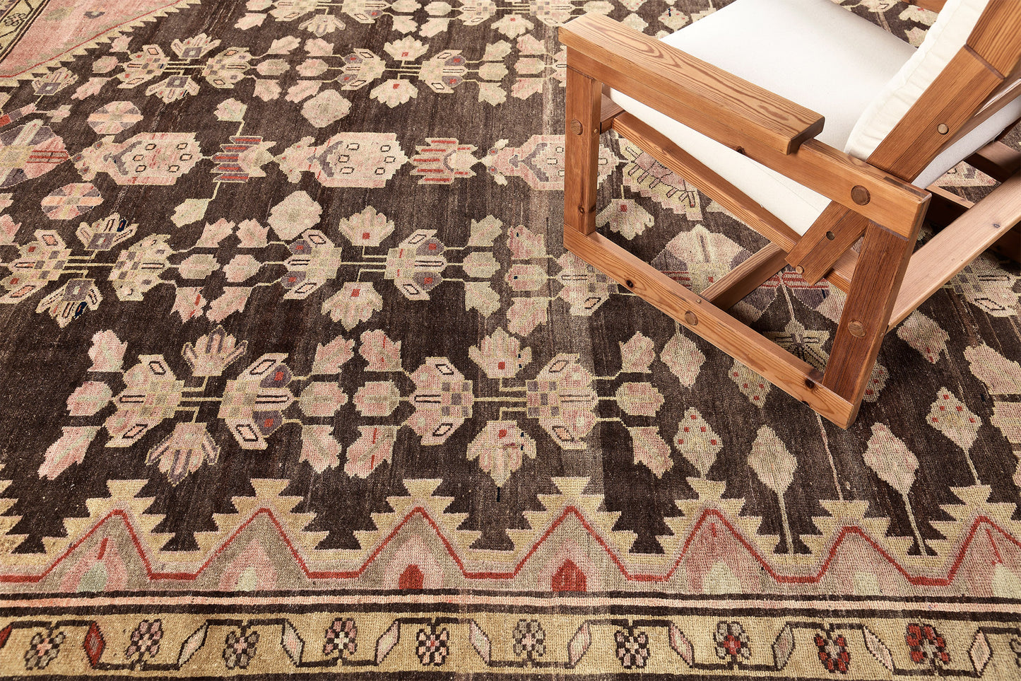 Persian Rug 143 Antique Persian Bakhtiar