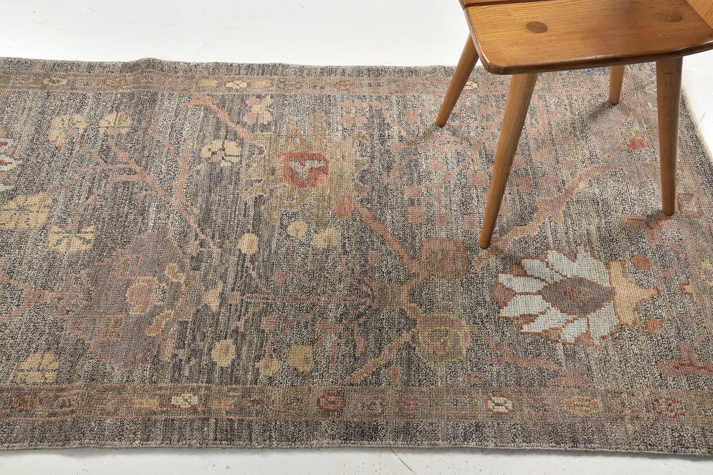 Oushak Runner, Sultanabad Collection