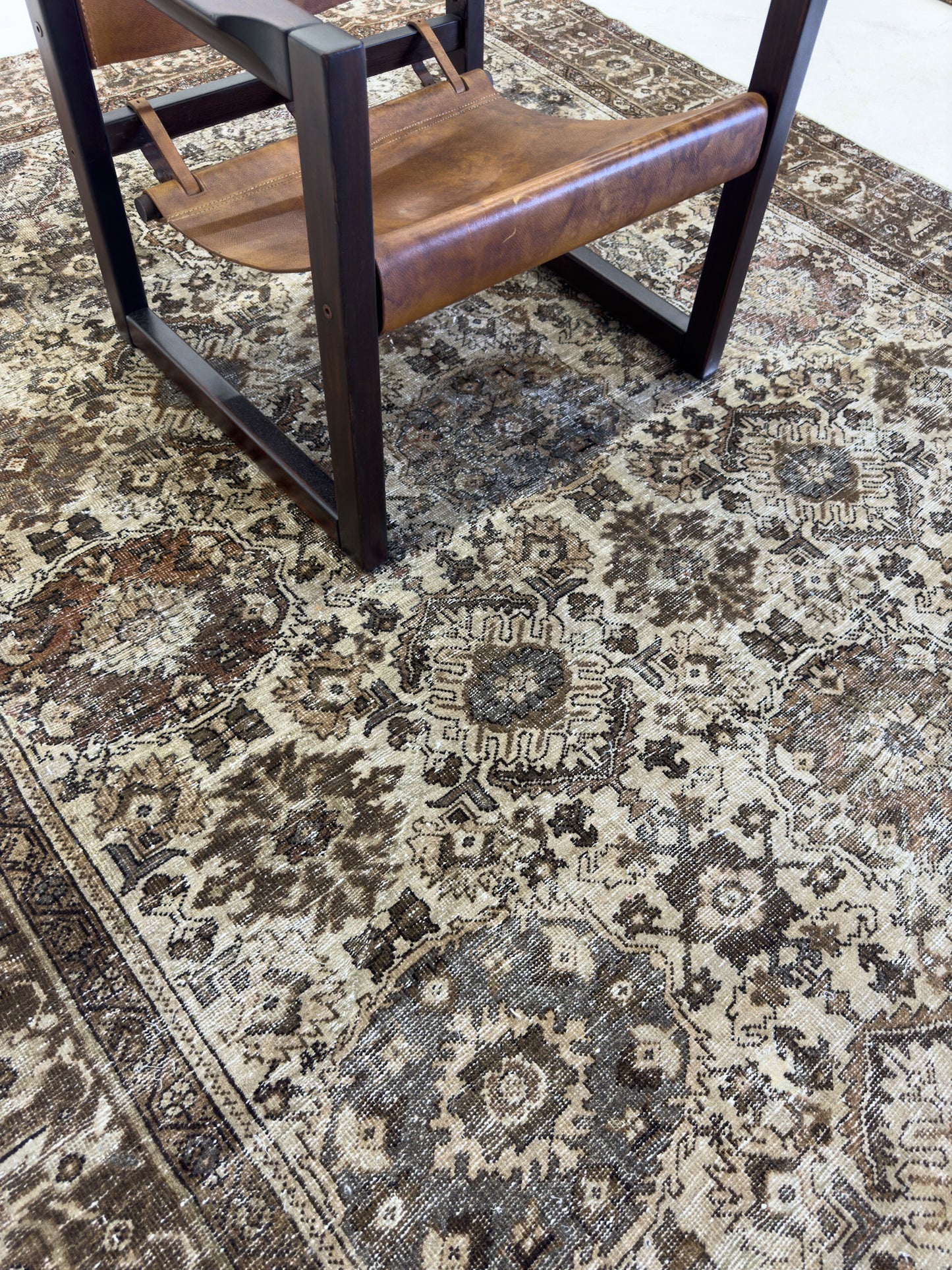 Persian Rug 2005 Antique Persian Sultanabad