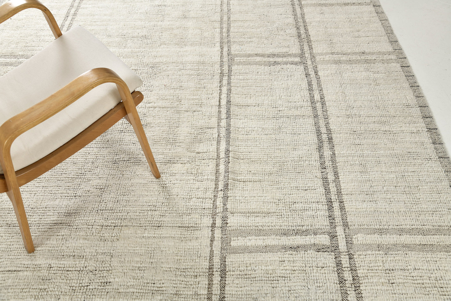 Modern Rug Image 6777 Meddur, Nomad Collection