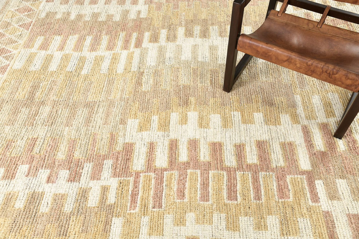 Modern Rug Image 3761 Bichara, Nomad Collection