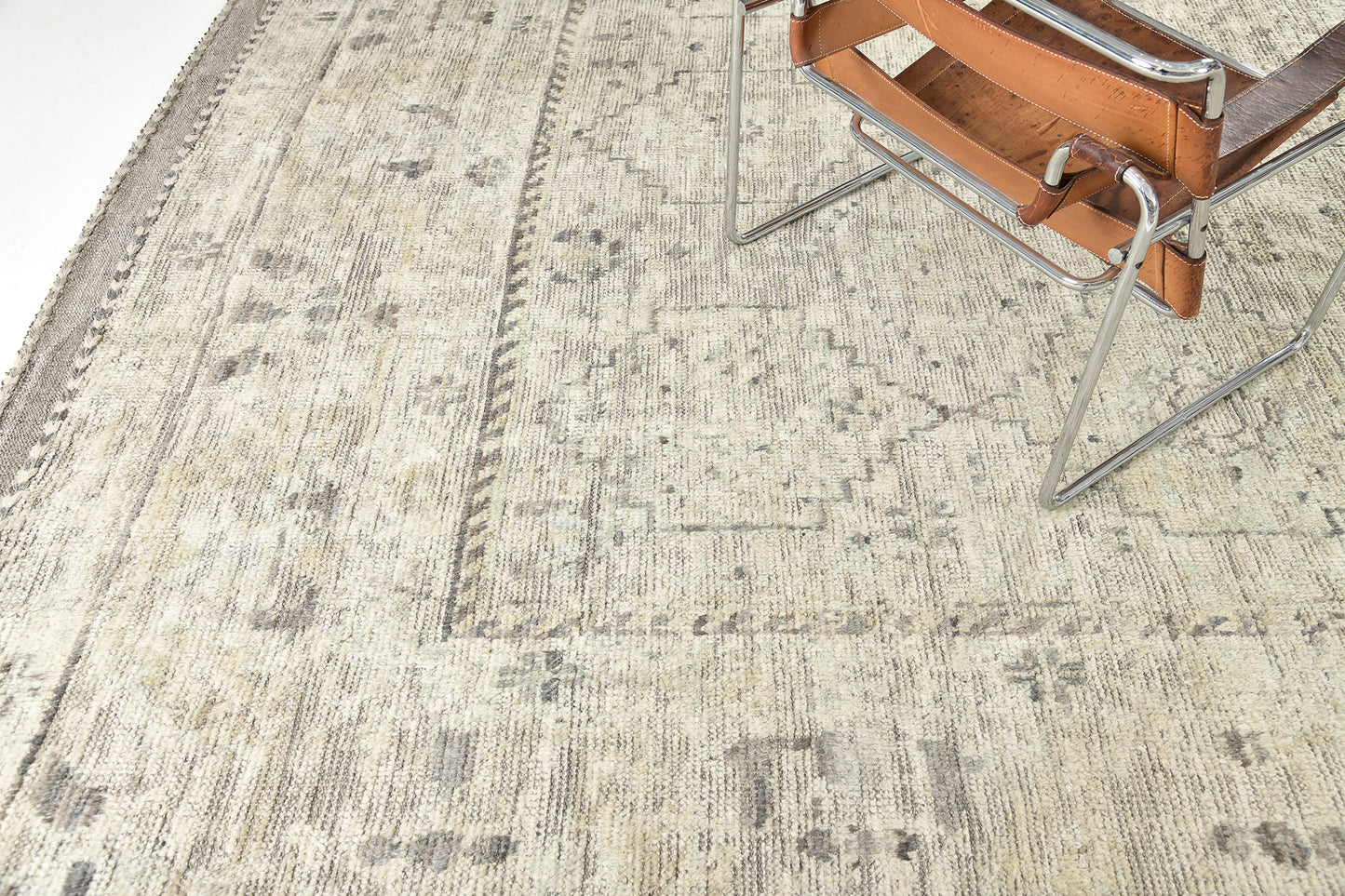 Rana, Domicile Collection