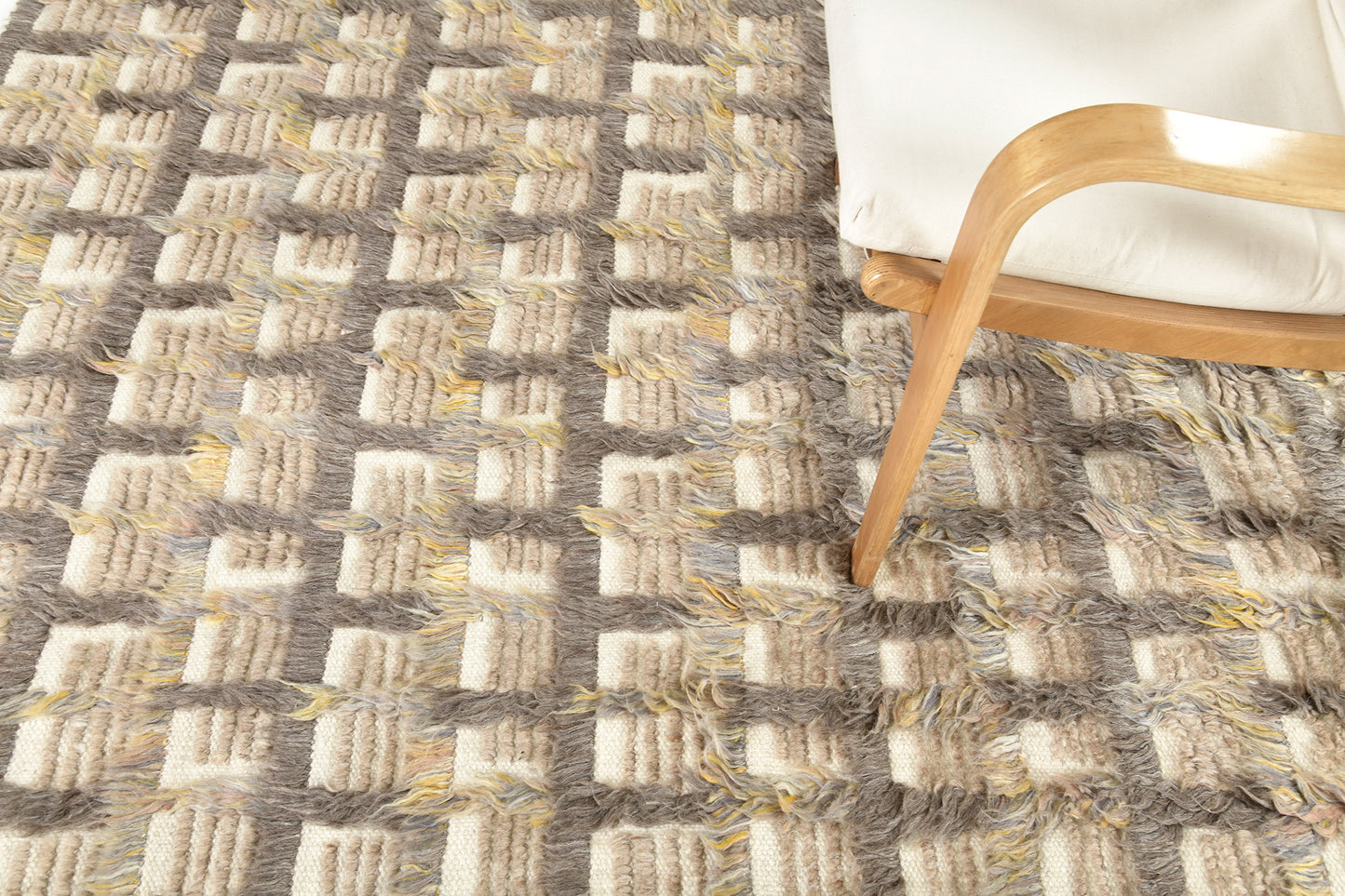 Modern Rug Image 5072 Hanin, Sahara Collection