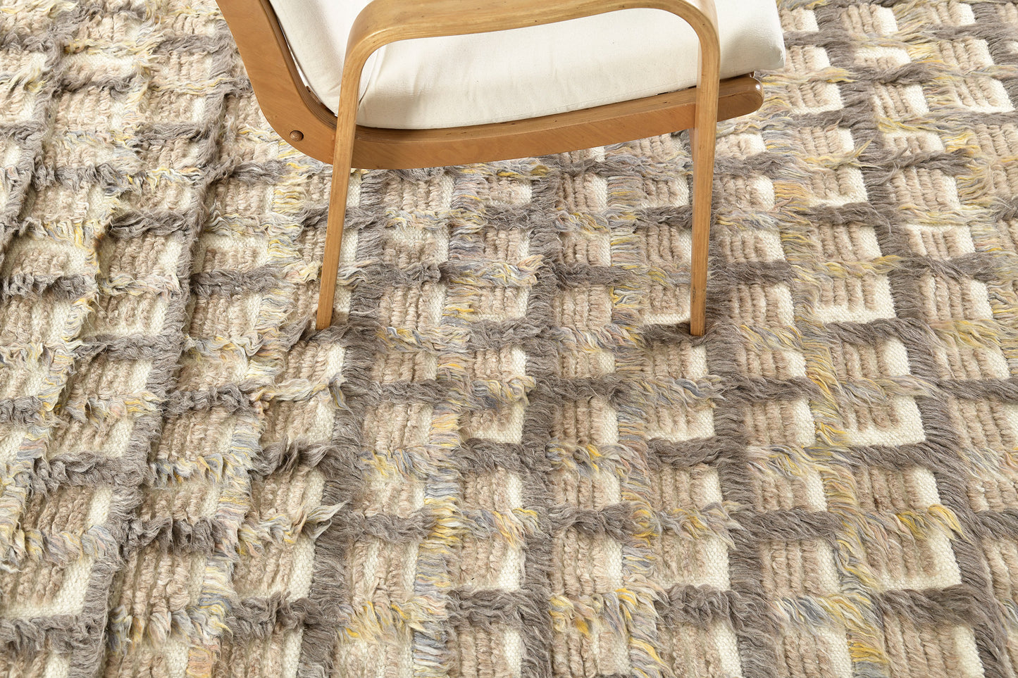 Modern Rug Image 5076 Hanin, Sahara Collection