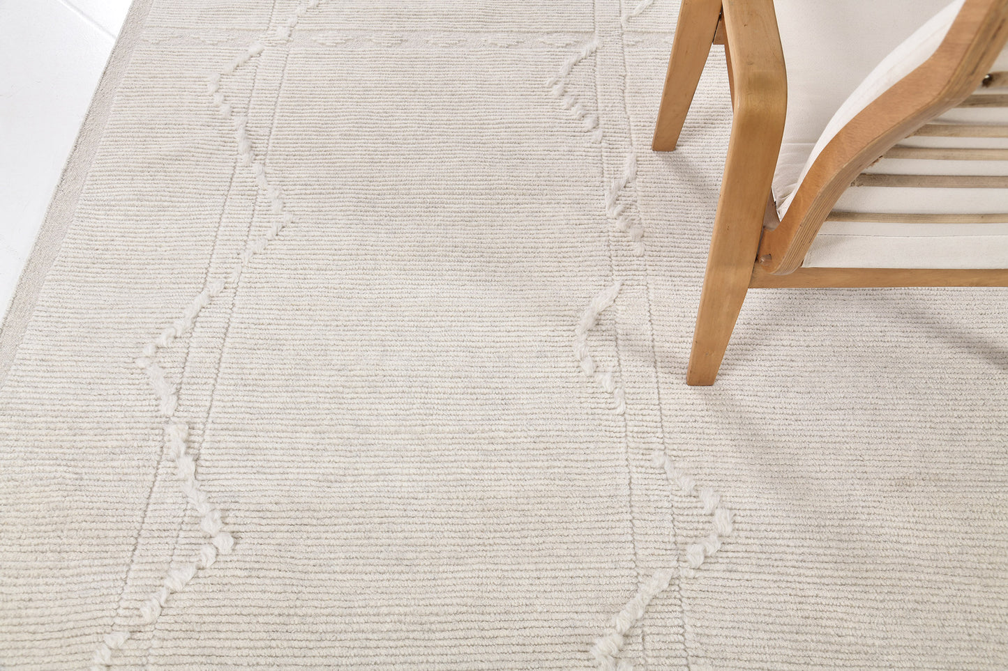 Modern Rug Image 12322 Verdot, Estancia Collection