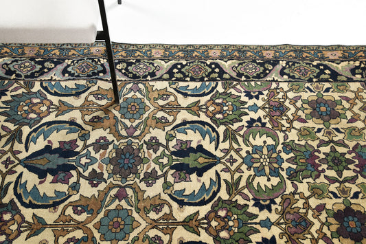 Antique Persian Tehran Farahan Runner - narrow runner - close-up of weave texture and pile