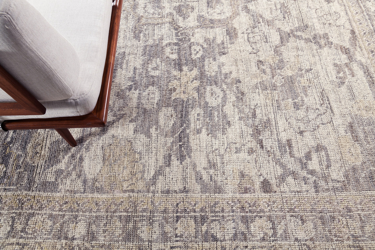 Sultanabad, Domicile Collection