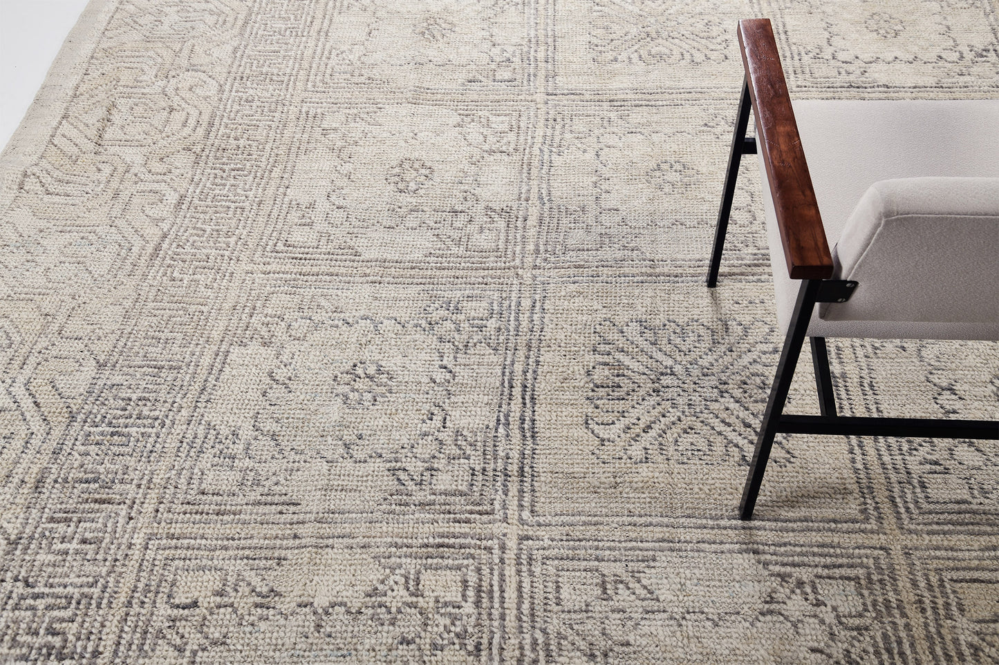 Taraneh, Domicile Collection