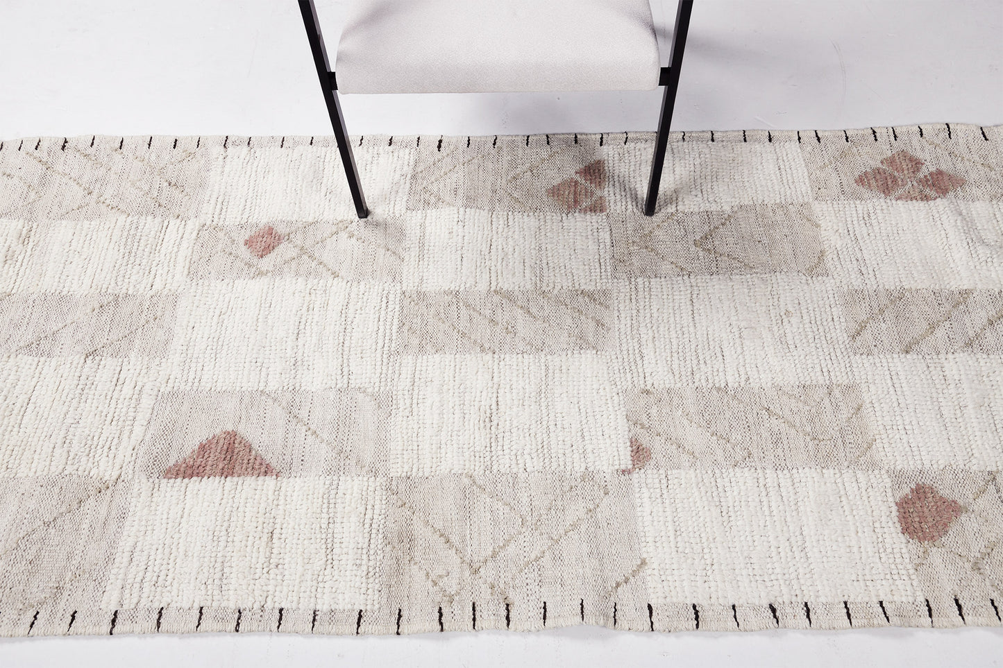 Tavret Runner, Nomad Collection