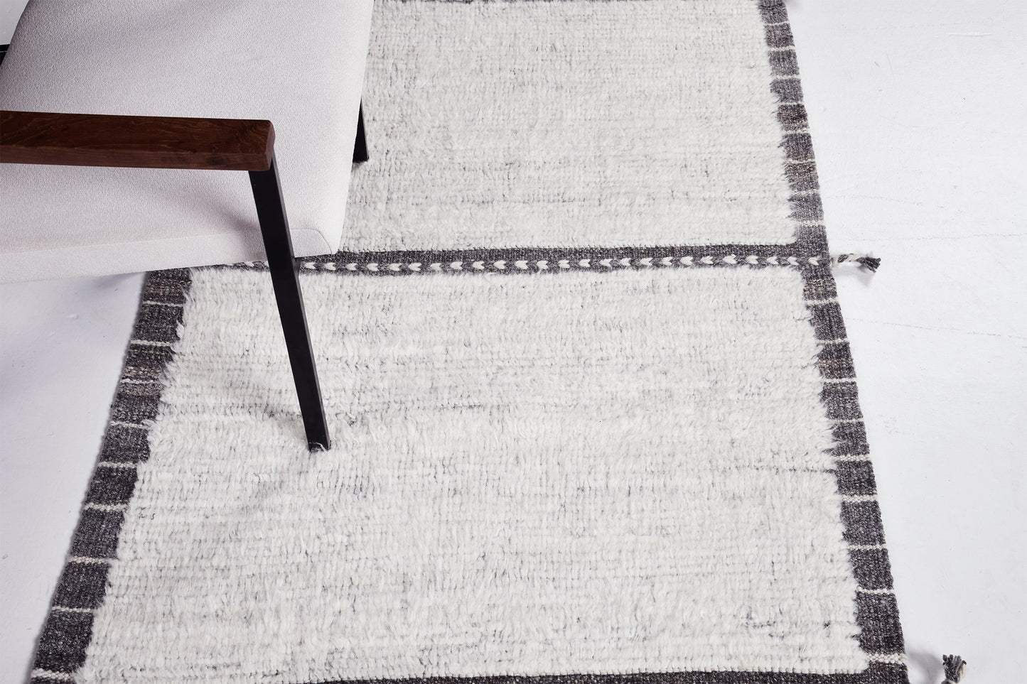 Westerlies Runner, Haute Bohemian, Ivory Charcoal