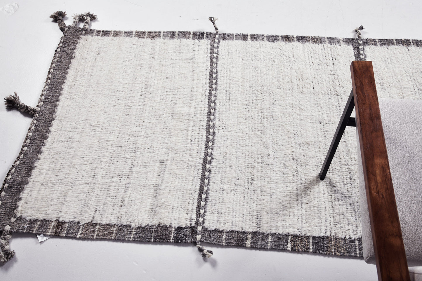 Westerlies Runner, Haute Bohemian, Ivory Charcoal