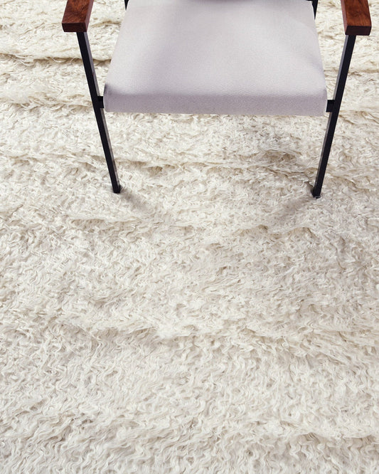 Silt Sand Pile Tulu in Ivory, Loam Collection