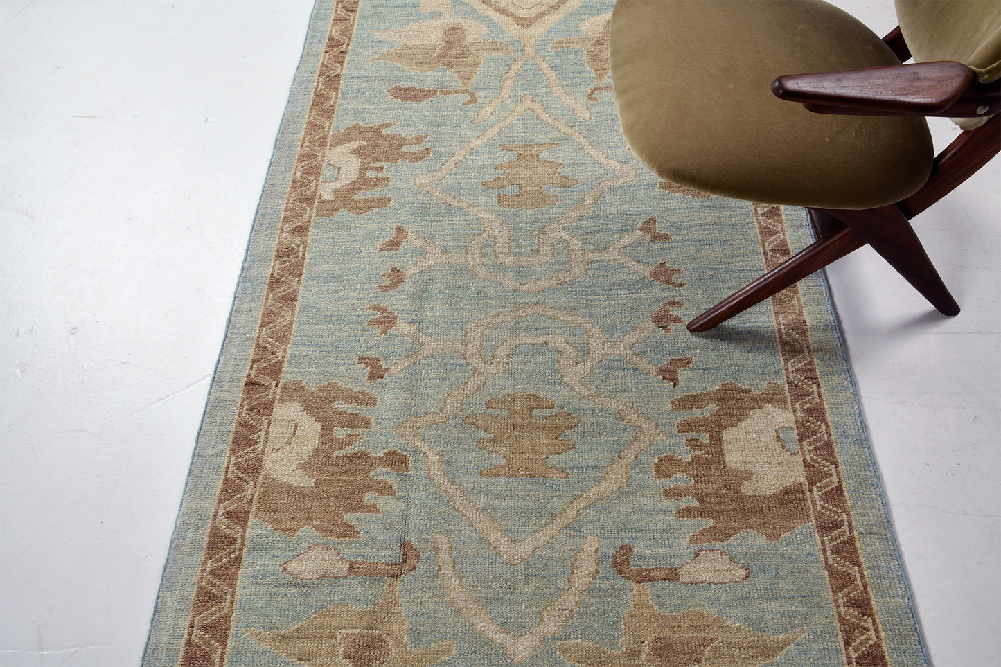 Oushak Runner, Sultanabad Collection