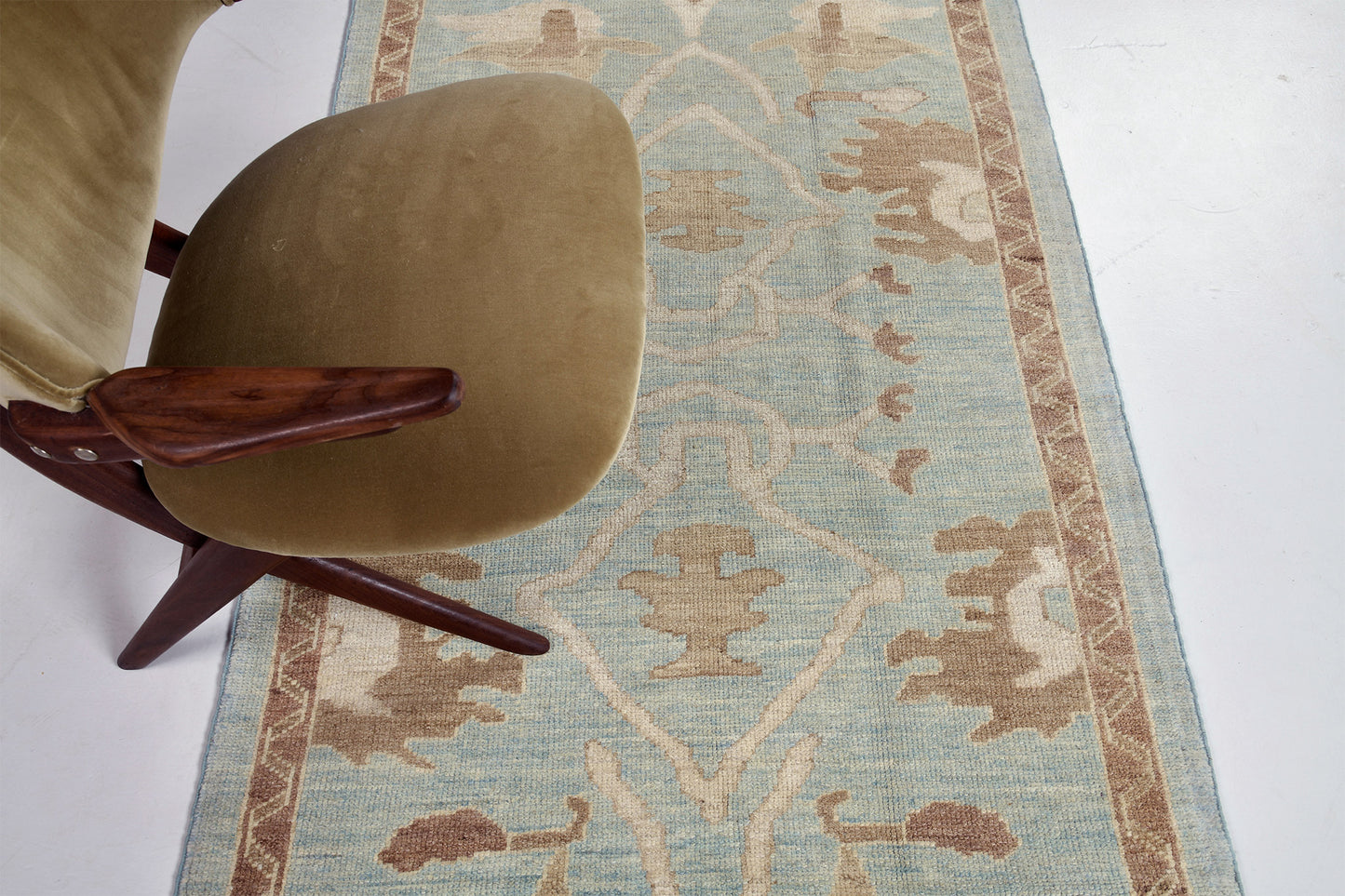 Oushak Runner, Sultanabad Collection