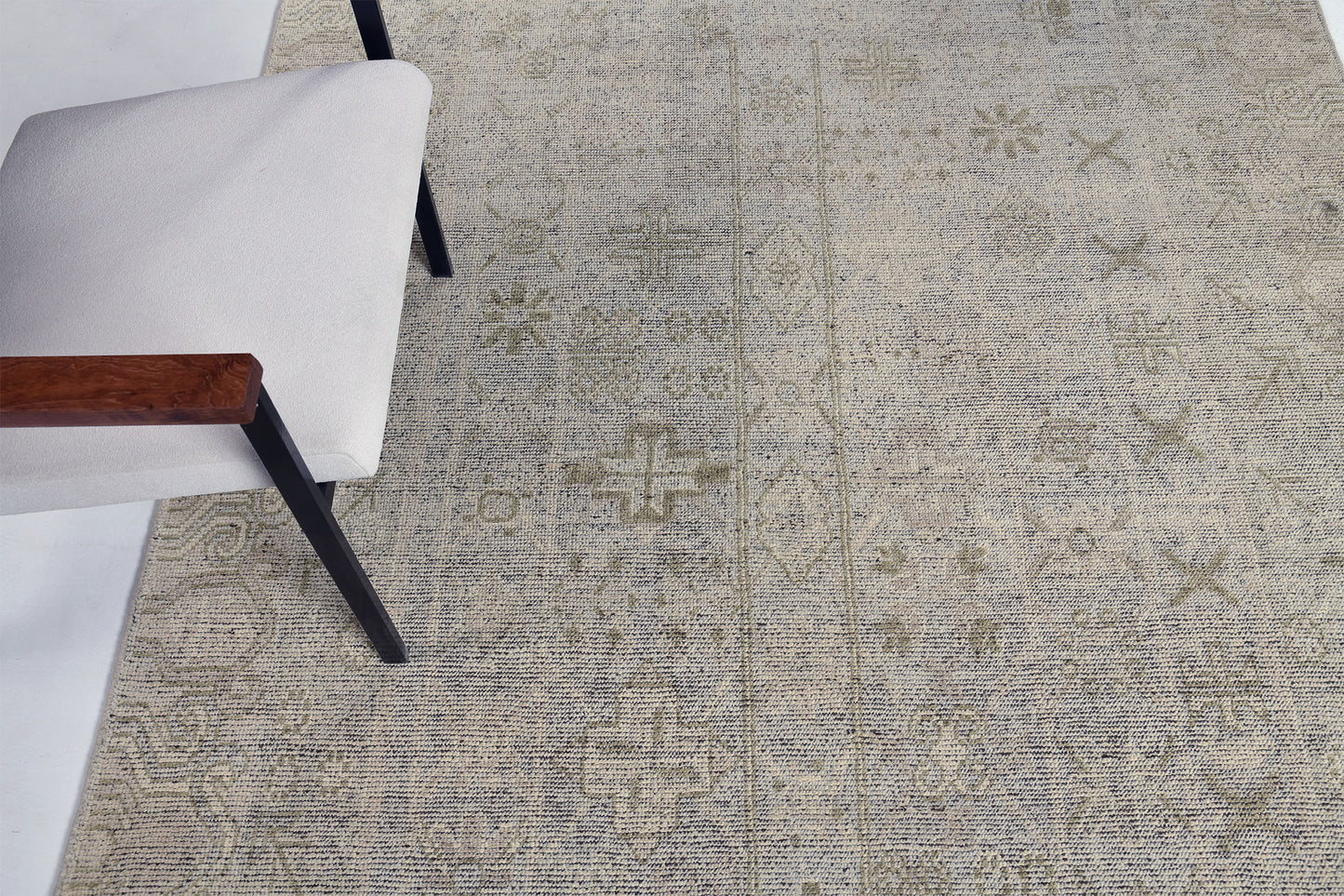 Korla, Domicile Collection