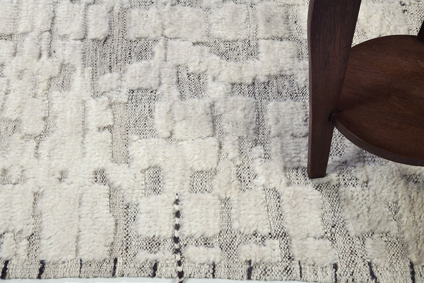 Anzade Runner, Atlas Collection