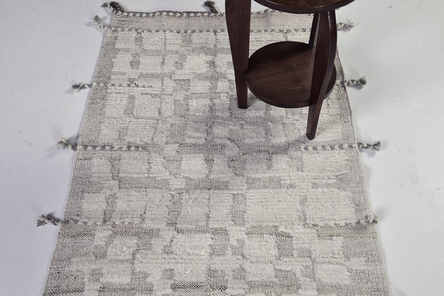 Anzade Runner, Atlas Collection