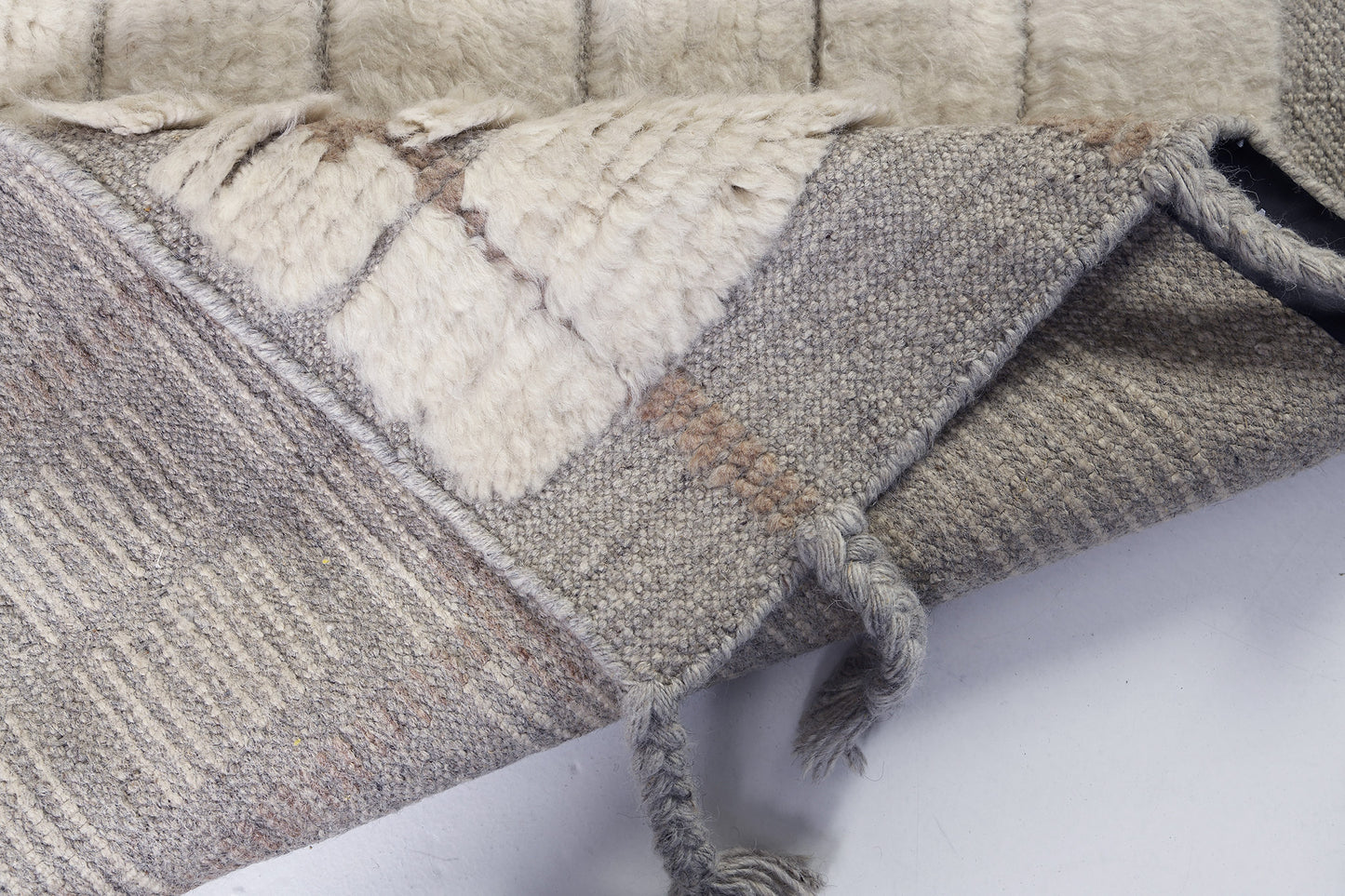 Ibis, Sandpiper Collection, Ivory Clay