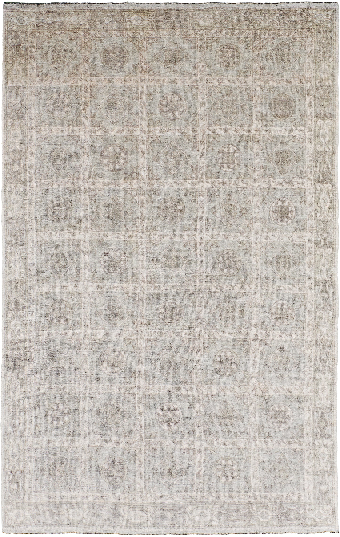 Mandira, Domicile Collection