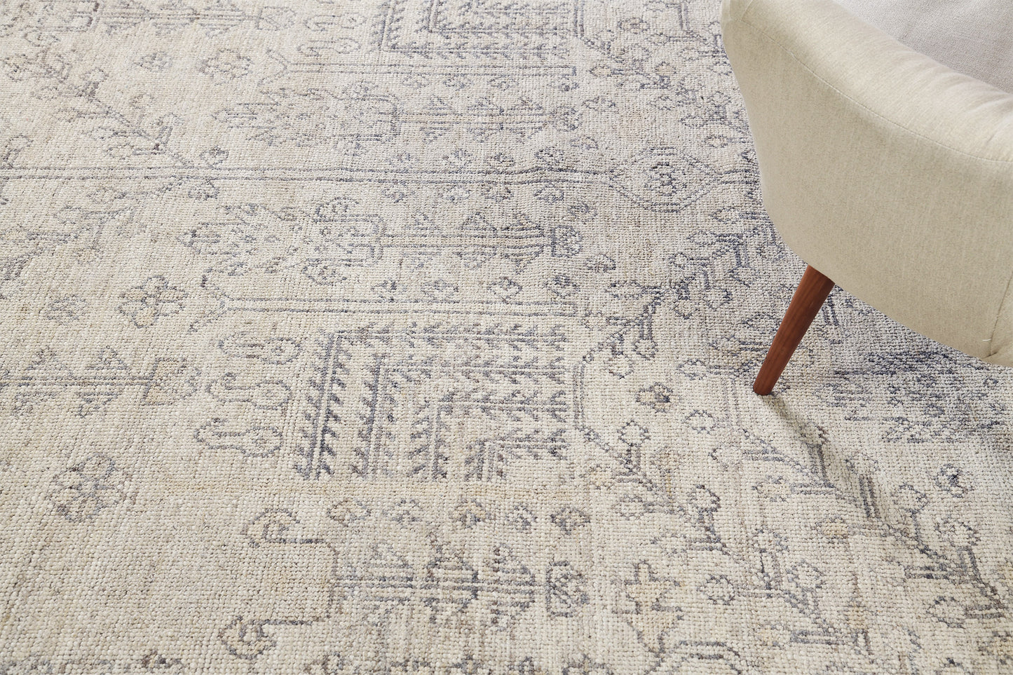 Minoo, Domicile Collection