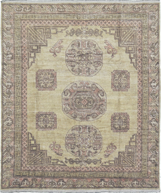 Srinmo, Domicile Collection, Antique Gold