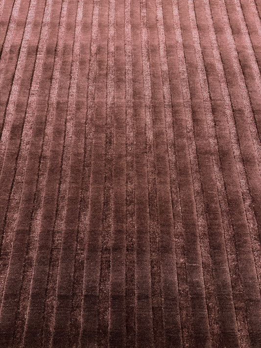 Archi, Claudia Afshar, Plum