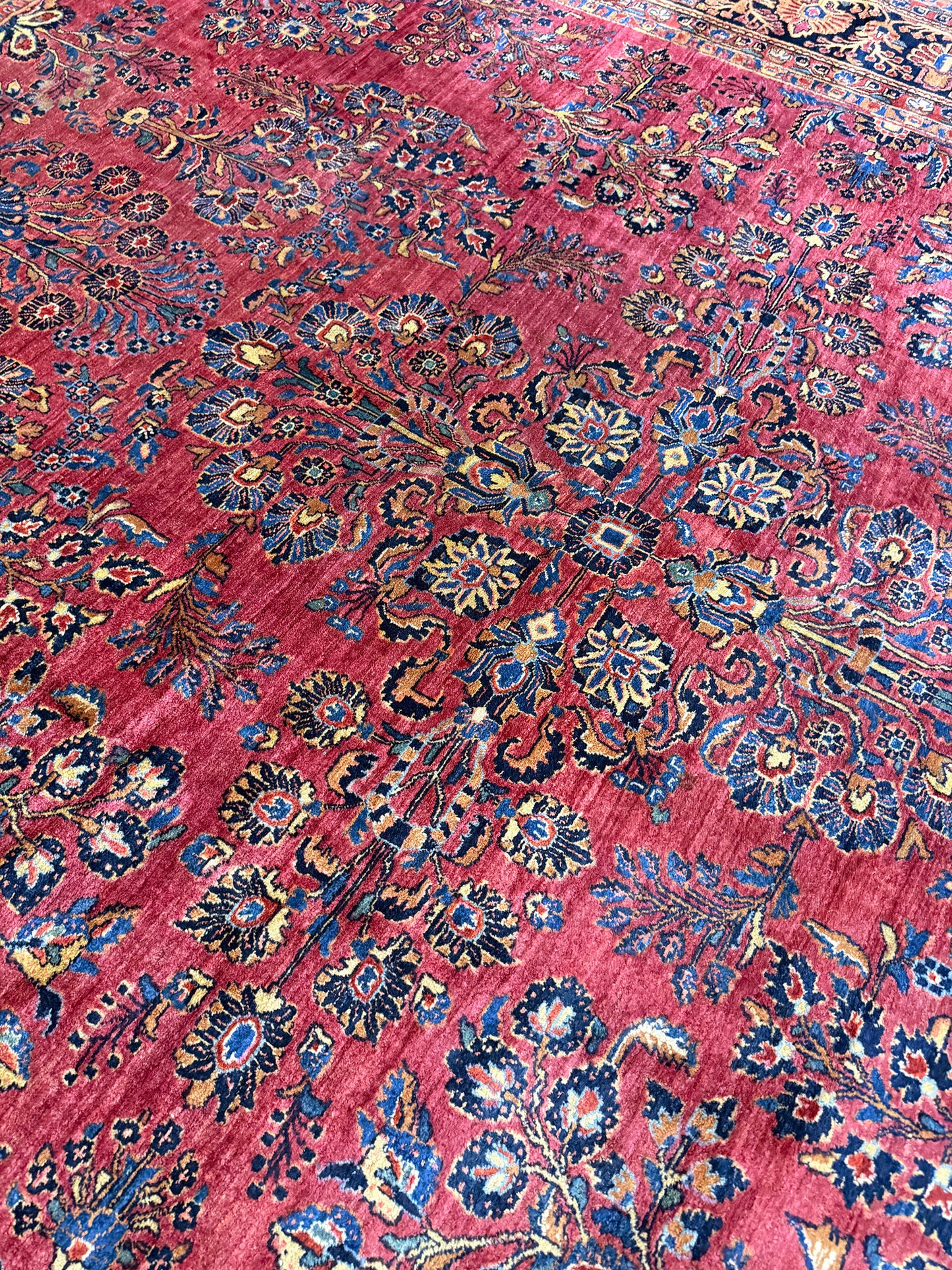 Antique Persian Sarouk