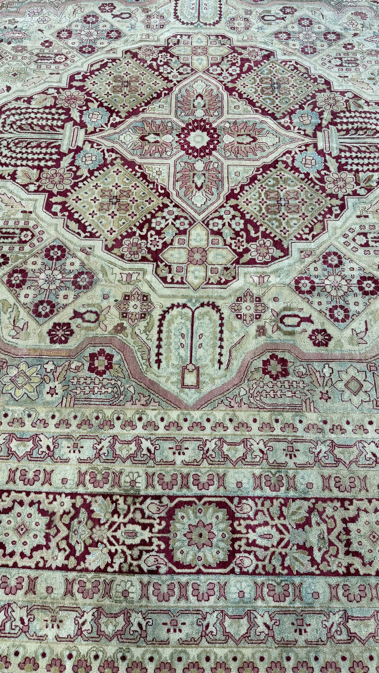 Antique Persian Kermanshah