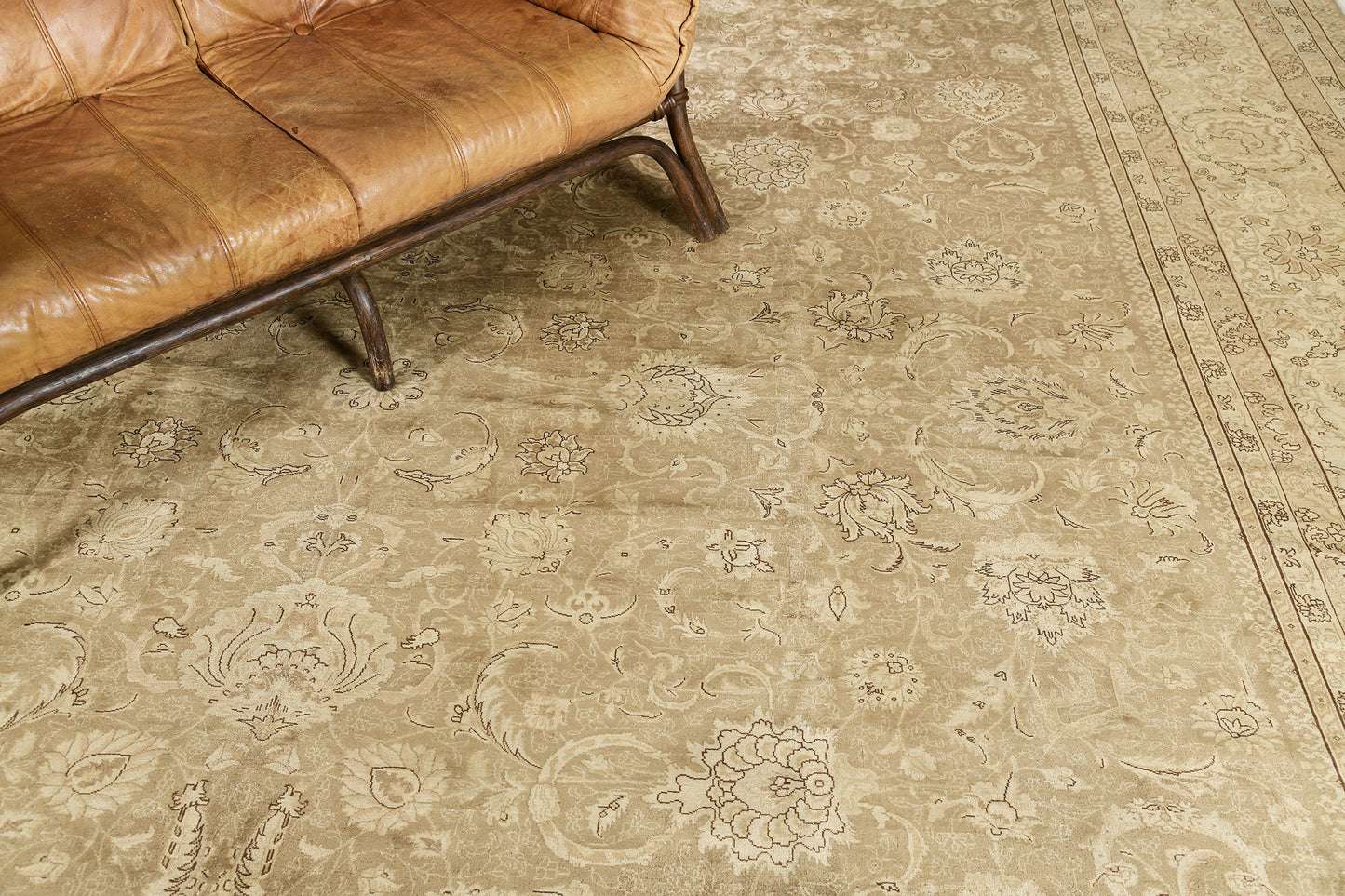 Antique Persian Tabriz Rug 52044