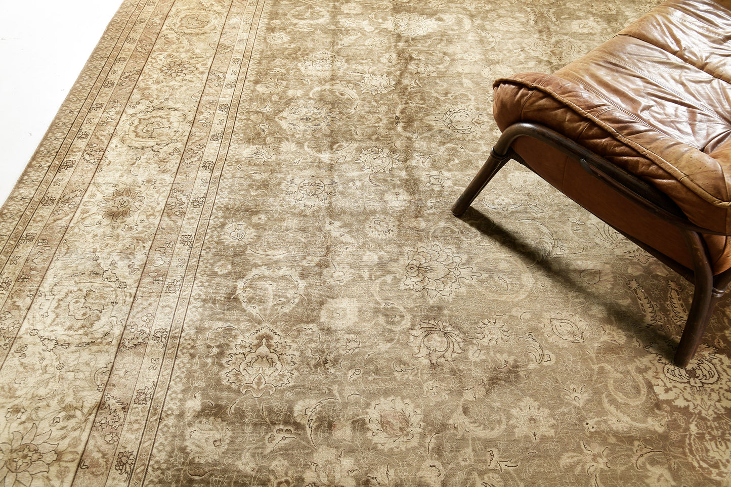 Antique Persian Tabriz Rug 52044