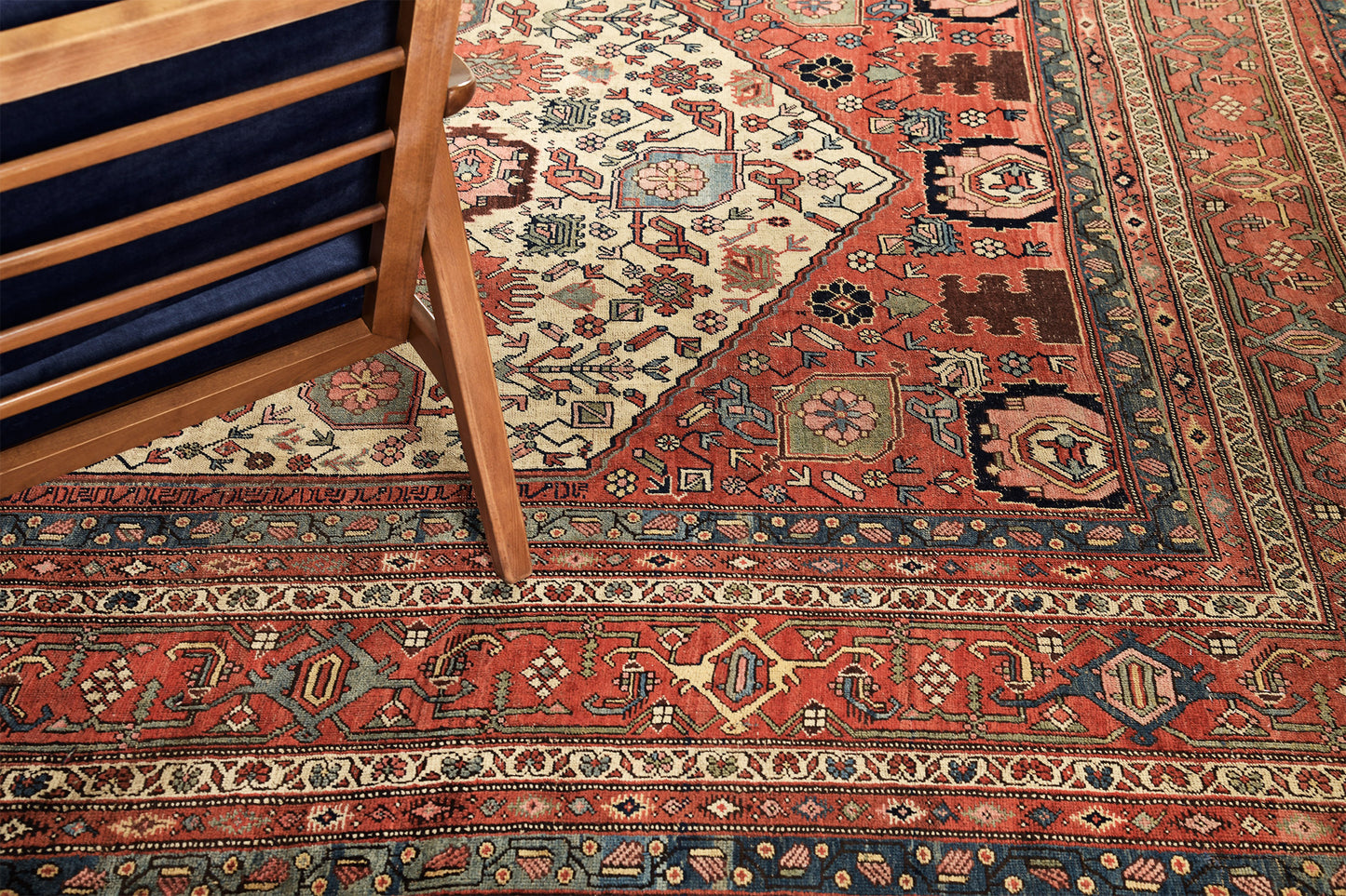 Persian Rug 241 Antique Persian Bidjar Halvai 55044