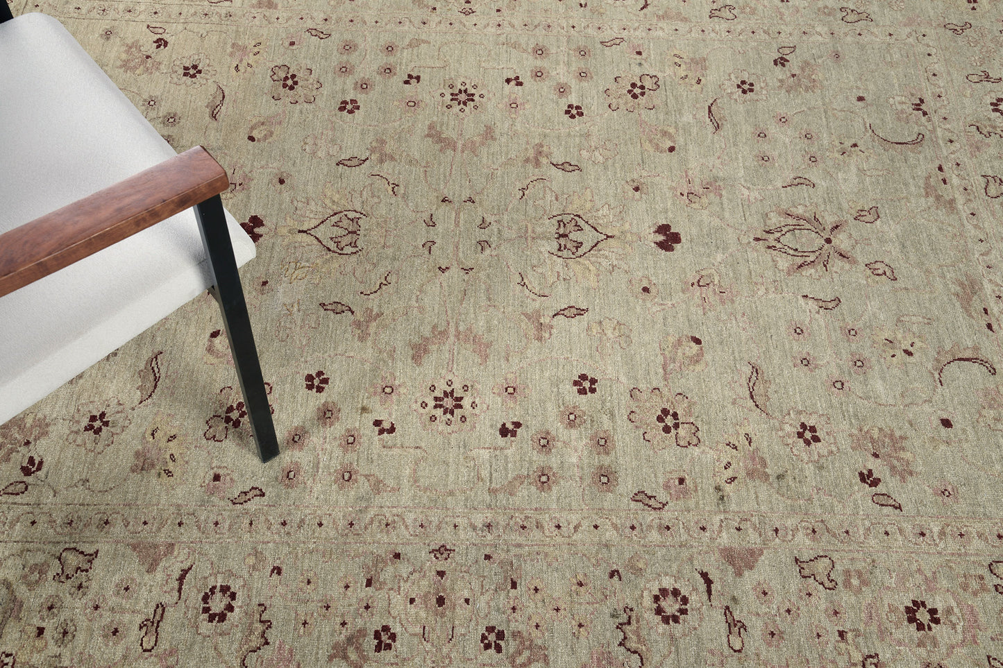 Natural Dye Sultanabad Style Rug D256 Divine