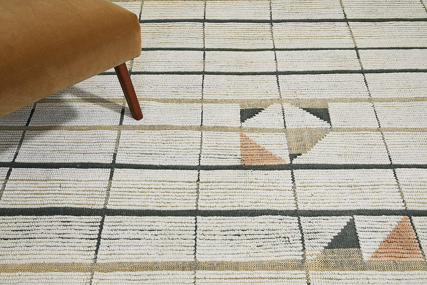 Modern Rug Image 2098 Bouchet, Estancia Collection