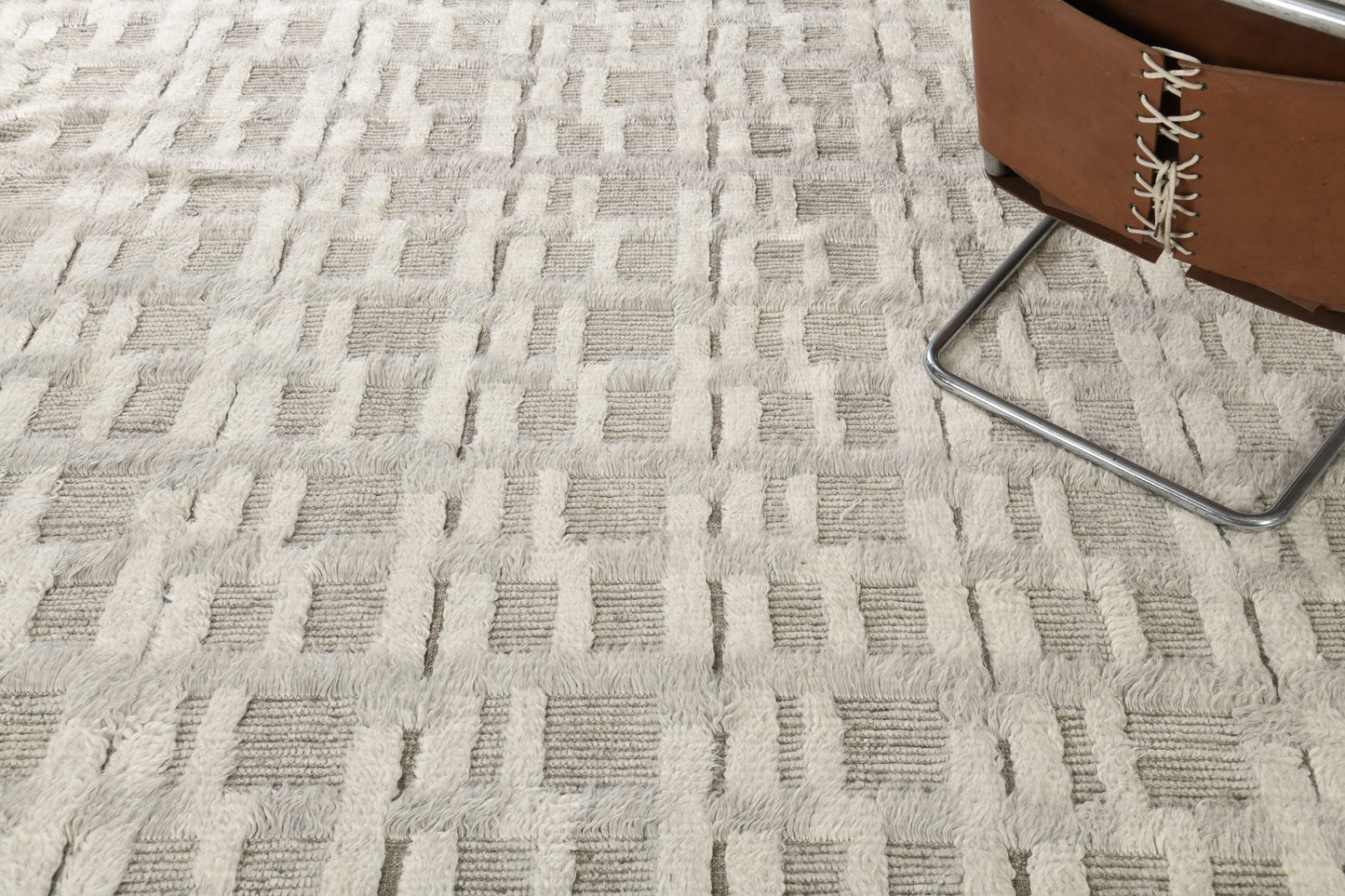Modern Rug Image 3802 Bittern, Sandpiper Collection