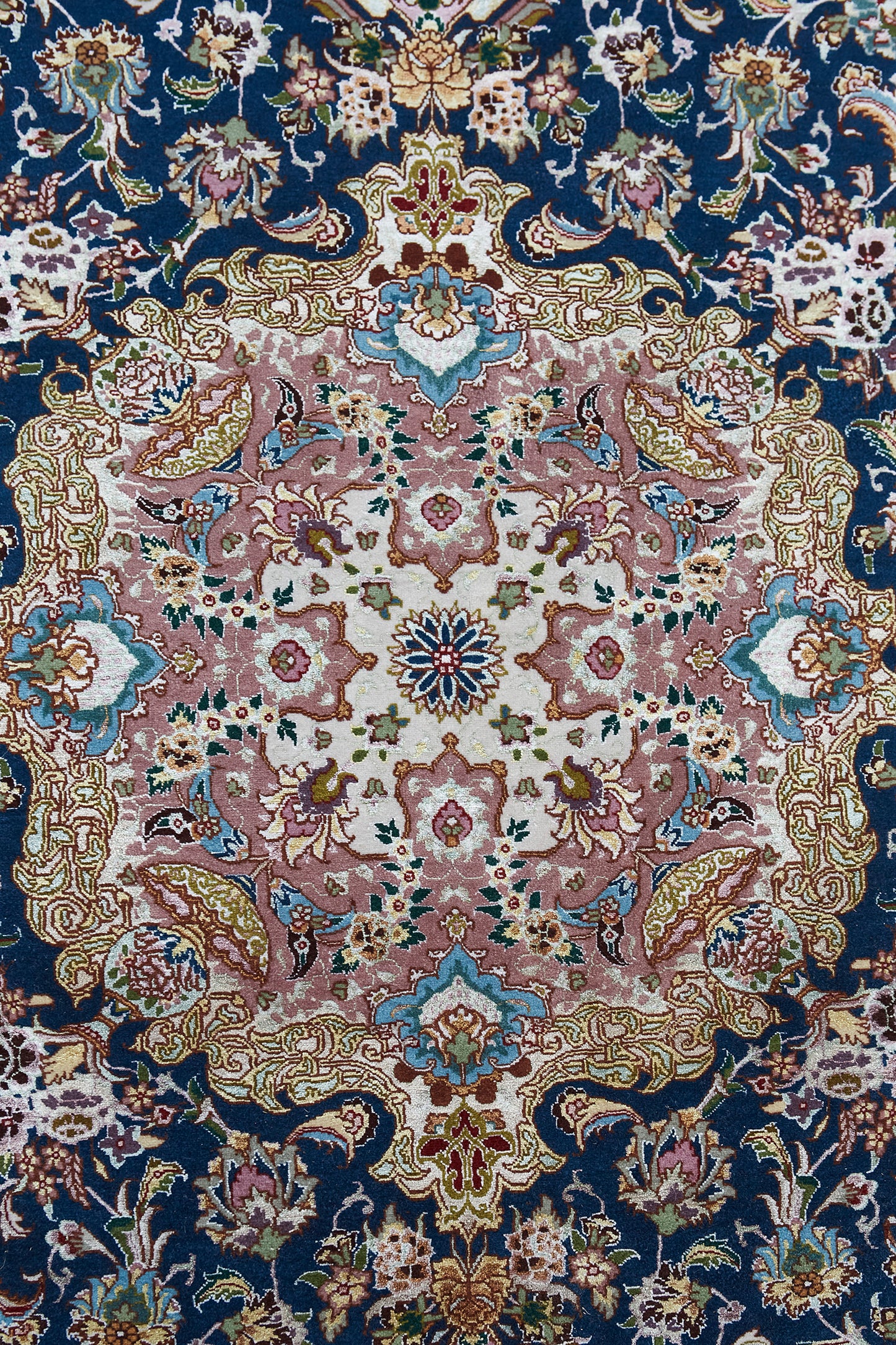 Persian Rug 2606 Fine Persian Tabriz Rug 11063