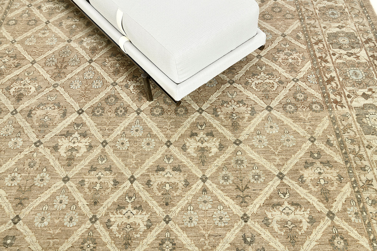 Vintage Style Mahal Panel Design Rug D5141