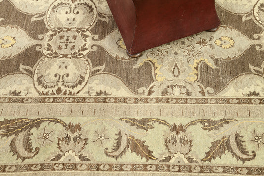 Vintage Style Arts and Crafts Design Rug