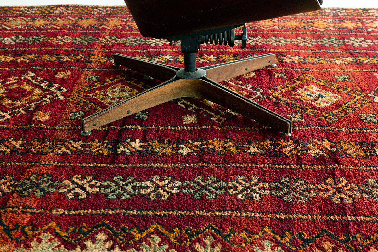 Modern Rug Image 13658 Vintage Moroccan Rug High Atlas Collection