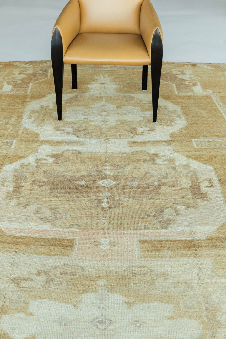 Vintage Turkish Anatolian Rug