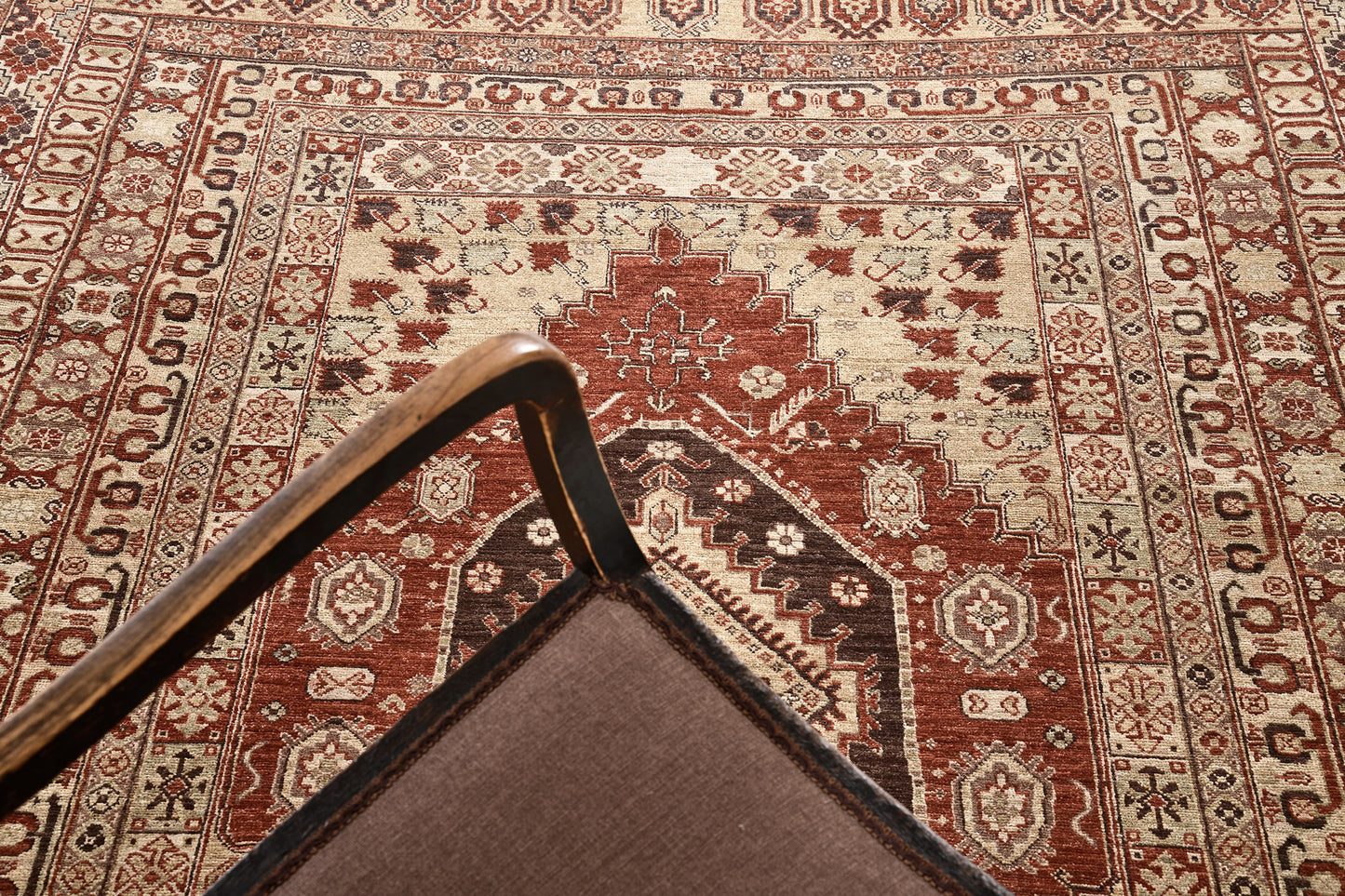 Divine Collection Gashgai Revival Rug D5044